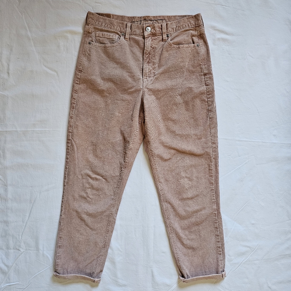 American Eagle Corduroy Blush Super Stretch High-Waist Pants Mom Jeans Size 8